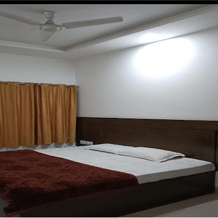 Supreme Guest House By Wb Inn Agra  Exterior photo