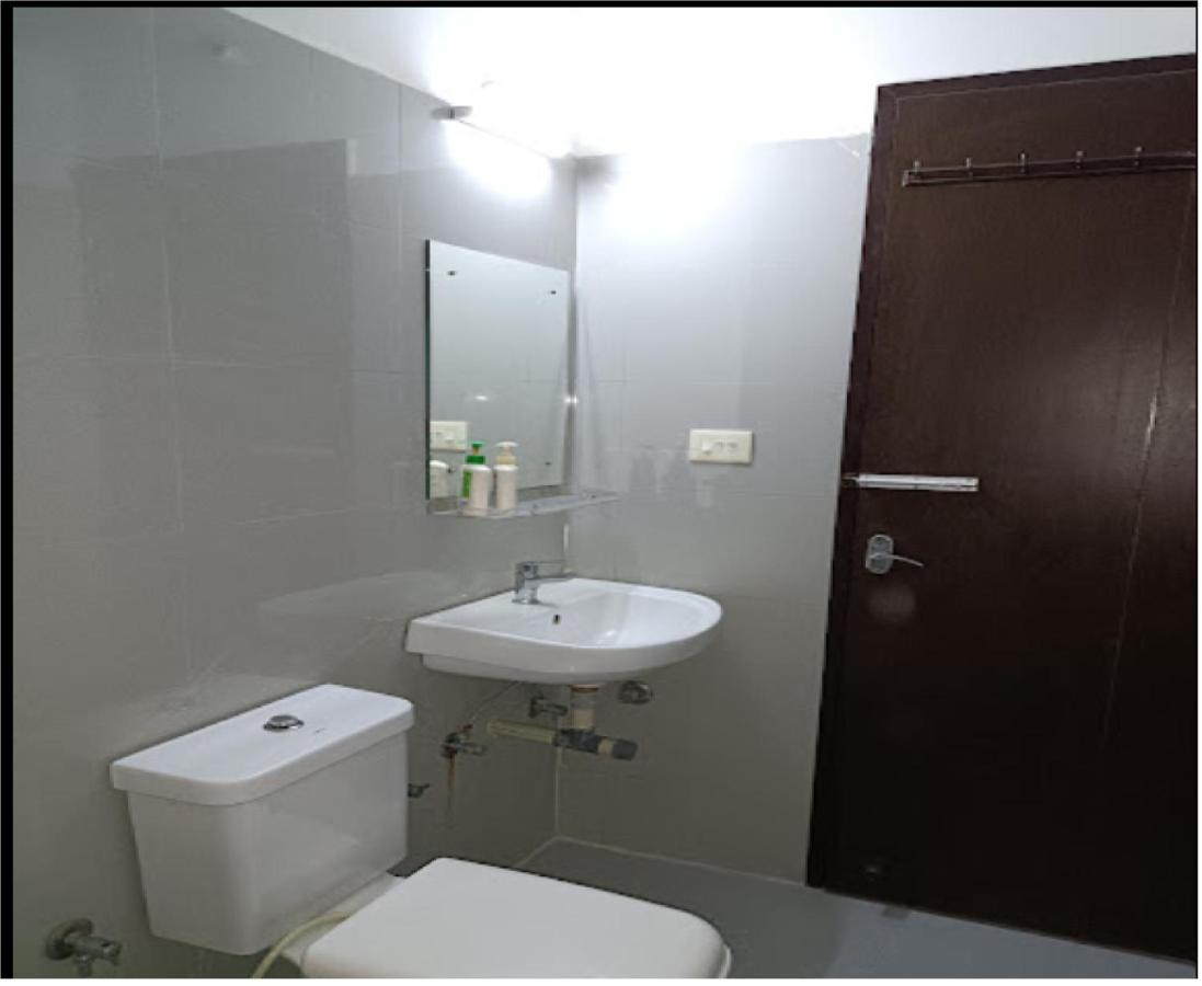 Supreme Guest House By Wb Inn Agra  Exterior photo