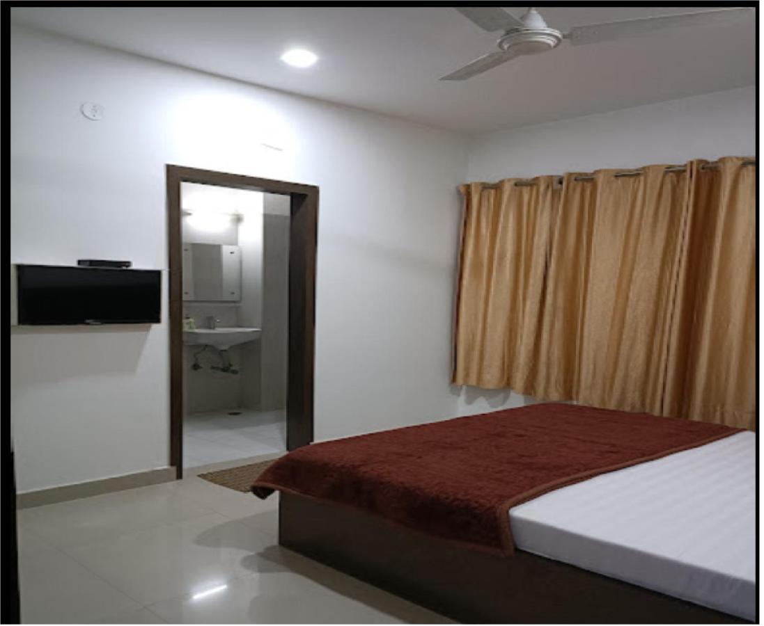 Supreme Guest House By Wb Inn Agra  Exterior photo