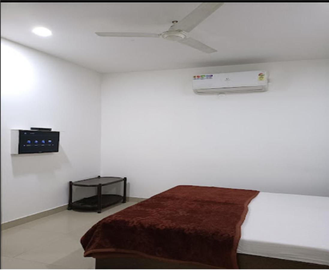 Supreme Guest House By Wb Inn Agra  Exterior photo