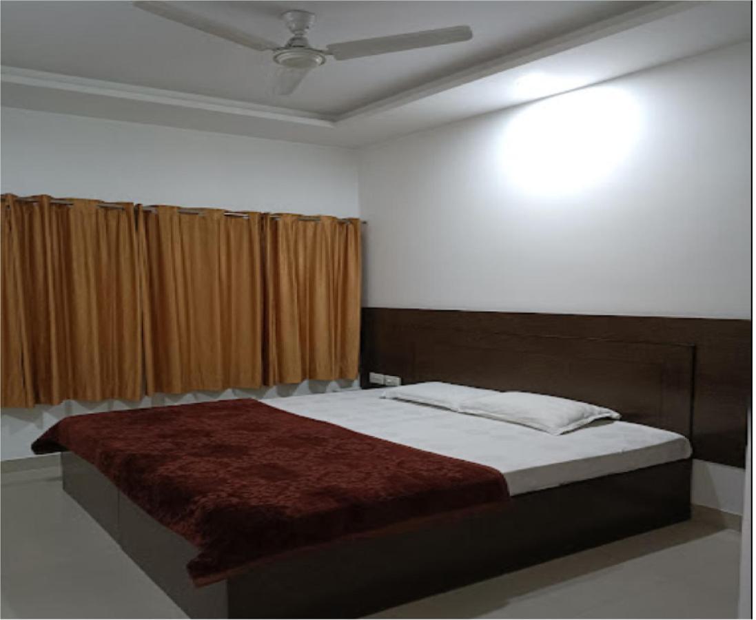 Supreme Guest House By Wb Inn Agra  Exterior photo